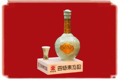 泸州市泸县烟酒回收四特酒.jpg